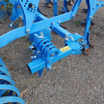 Déchaumeur à dents Lemken KARAT 9/300U