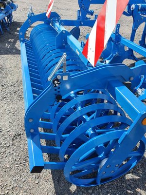 Déchaumeur à dents Lemken KARAT 9/300U