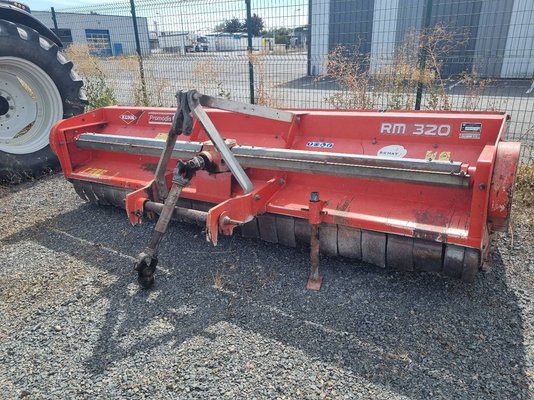 Broyeur à axe horizontal Kuhn RM 320