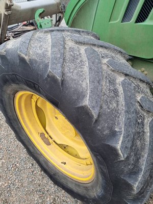 Tracteur agricole John Deere 6120M