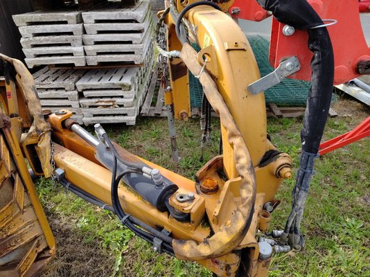 Broyeur d'accotement Berti 1.80